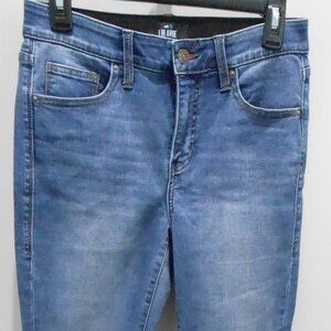 LuLaRoe Women's Medium Wash Comfort Stretch Tapered Leg Blue Jeans Size-28